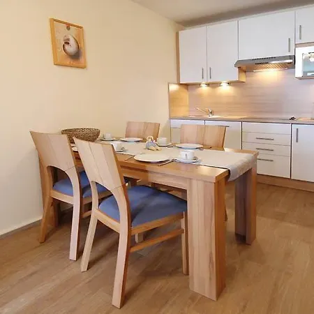 Apartamento Yachthafenresidenz-wohnung-8207-874 *
